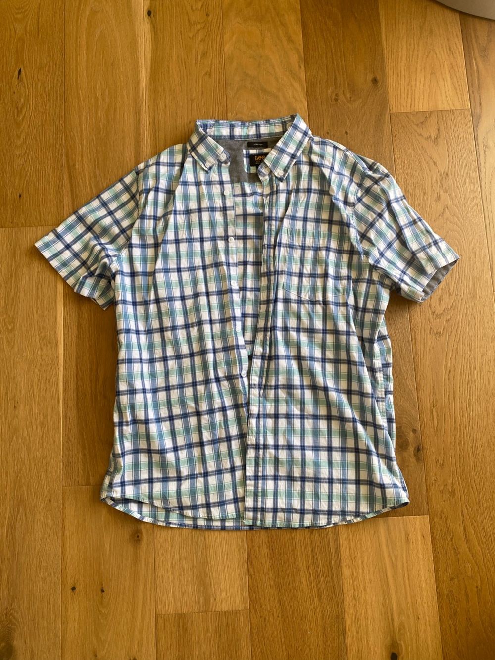Lee Men's Short-Sleeve Plaid Button-Down Shirt - Blue, Green & White